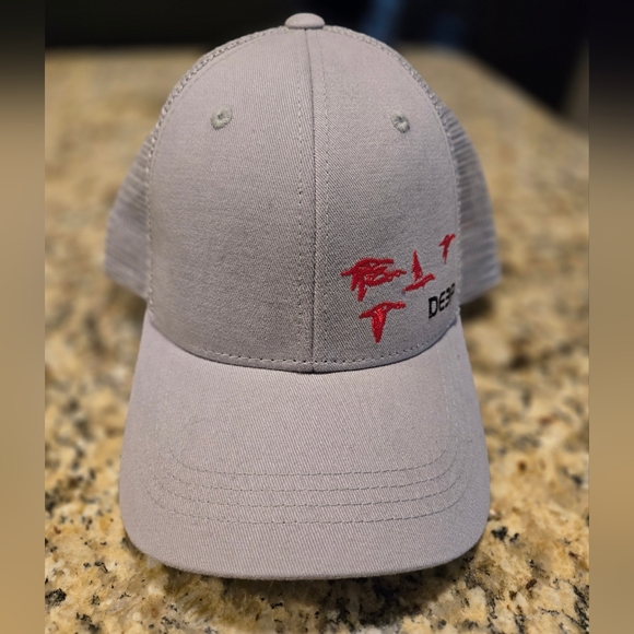 Deep flock of duck/geese hat - Picture 2 of 2